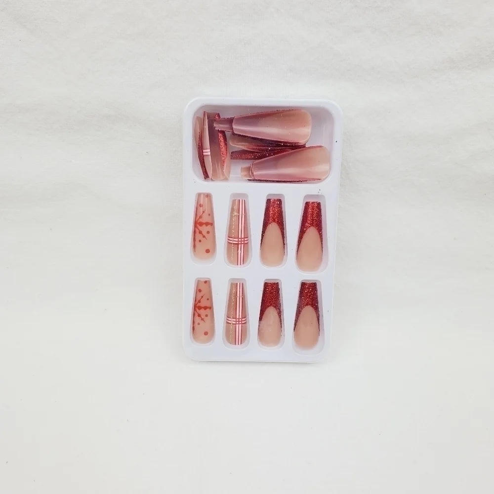 24 Pieces Fake Press On Nails
